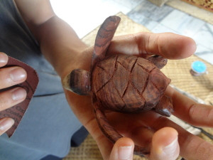 Bali Wood Carving School（バリ木彫り教室）体験の様子