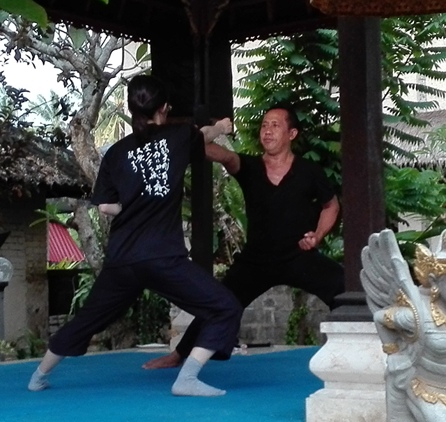 Bali Pencak Silat School(シラット教室)の様子