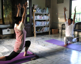 Bali Yoga School（ヨガ教室）の様子